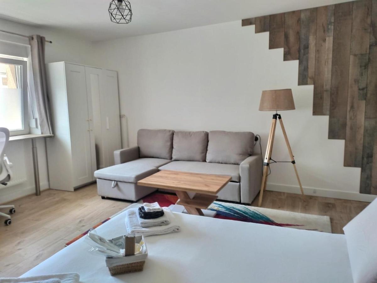 Woippy Chambre Privee 23M - Canape Lit - Wifi - Appart 120M מראה חיצוני תמונה